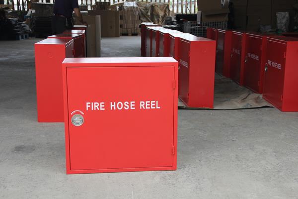 Kabinett tar-rukkell tal-manka tan-nar tal-azzar ħafif